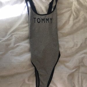 Tommy bodysuit
